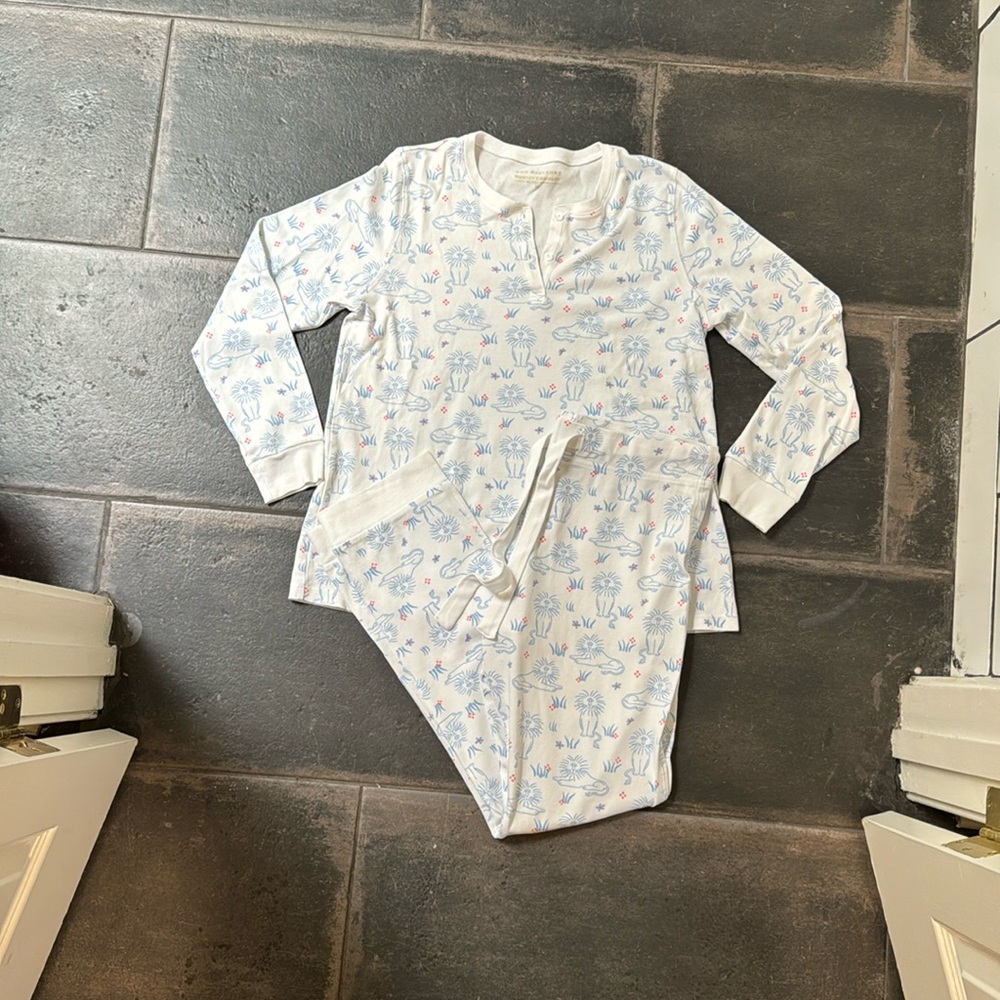 TBBC Wimberly’s Wine Down Night Nights—Just Lion Around size MEDIUM